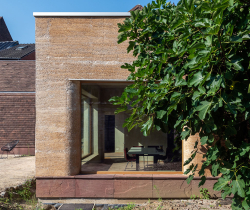 Cabinet lumineux en intérieur d&rsquo;îlot